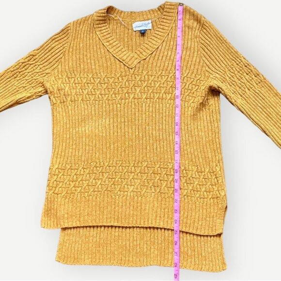 Universal Thread Long Sleeve Mustard Yellow V-Neck Knit Pullover Sweater. XS. - Picture 4 of 6